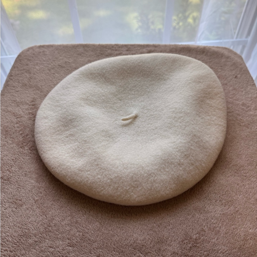 Kangol Cream White Wool Classic Beret